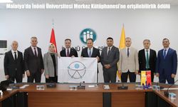 İnönü Üniversitesi Kütüphanesi’ne “Erişilebilirlik Bayrağı”