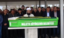 Malatya’da Havuzda Fenalaşan Öğretmen Hayatını Kaybetti