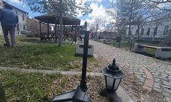 Kars Valilik Parkı’nda Işıklandırma Lambaları Kırıldı