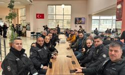 ETÜ’lü Öğrencilerden Polislere Sürpriz: Polis Haftası Böyle Kutlandı