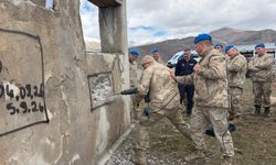 Bingöl’de Jandarma Personeline Enkazda Arama Kurtarma Eğitimi Verildi