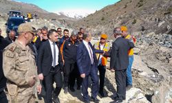 Hakkâri-Van Yolunda Heyelan: Risk Devam Ediyor