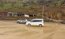 Bitlis’te Yağış Sonrası Aynı Bölgede İkinci Heyelan: Yol Kısa Süreli Kapandı