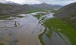Bitlis’te Güzeldere Menderesleri Sular Altında Kaldı