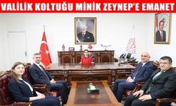 Muş Valisi Çakır, koltuğunu minik öğrenciye devretti