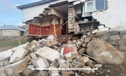 Ağrı’daki deprem köylerde hasara yol açtı