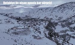 Refahiye’de nisan ayında kar sürprizi