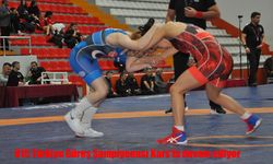 Kars’ta dev organizasyon: U15 Türkiye Güreş Şampiyonası sürüyor