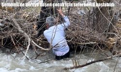 Hakkari’de dereye düşen 8 yaşındaki çocuk için zamanla yarış