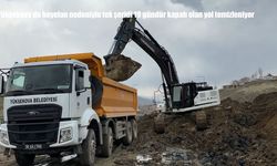 Yüksekova'da heyelan nedeniyle 19 gündür kapalı olan yol temizleniyor