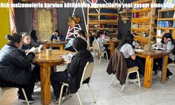 Atıktan sanata: Öğrenciler kendi kütüphanelerini kurdu