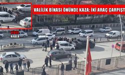 Muş Valiliği önünde maddi hasarlı kaza