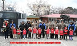 Erzincan’da Polis Haftası etkinliğinde çocuklara meslek tanıtımı