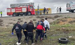 Çaldıran’da Kamyonet Şarampole Yuvarlandı: 1 Yaralı
