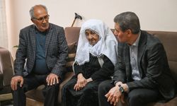 Asırlık çınara ve kahraman gazilere vefa ziyareti