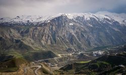 Hakkari yolundaki heyelan riskine karşı 'mühendislik' uyarısı