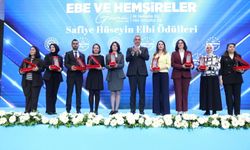 44 yıllık emeğe anlamlı ödül: Malatyalı hemşire yılın hemşiresi seçildi