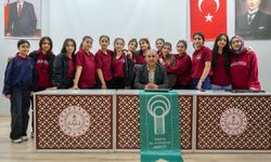 Erzurum’da lise öğrencilerine “Fotoğraflarla Şehrin Dilini Anlamak” söyleşisi