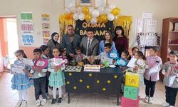 Ağrı'da miniklerden okuma bayramı etkinliği