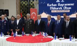 Malatya’da resmi bayramlaşma programı gerçekleştirildi