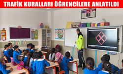 Bulanık'ta jandarma ekiplerinden öğrencilere trafik eğitimi