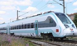 Milli hızlı tren testlerde 240 kilometre hıza ulaştı