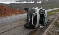 Malatya-Adıyaman karayolunda minibüs devrildi: 11 yaralı