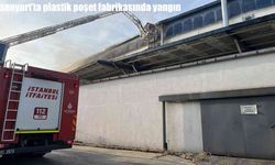 Esenyurt’ta 6 katlı plastik poşet fabrikasında yangın