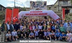 Dadaş pedalları Afyon’da madalyaları topladı