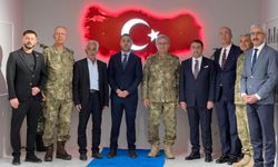 Orgeneral Metin Tokel'den Yüksekova'ya sürpriz ziyaret
