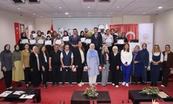 Erzurum’da “Benim Köklü Ailem” Projesinde Sertifika Coşkusu