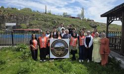 Ardahan'da fidanlar toprakla buluşuyor