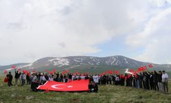 Gençler şühedanın izinde yürüdü: Allahuekber Şehitleri dualarla anıldı