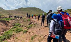 Bitlis’te Van Gölü için farkındalık yürüyüşü düzenlendi