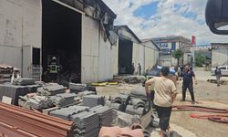 Elazığ’da depoda çıkan yangın itfaiye ekiplerince söndürüldü