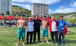 Elazığlı sporcu Karakucak Yıldızlar Türkiye Şampiyonası’nda gümüş madalya kazandı