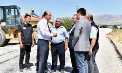 Yeşilyurt'ta kırsal mahallelerin yolları yenileniyor