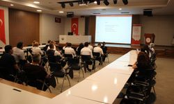 Fethi Sekin Şehir Hastanesi Personeline Enfeksiyon Kontrolü Eğitimi