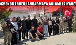 Muş'ta öğrencilerden jandarmaya sürpriz ziyaret