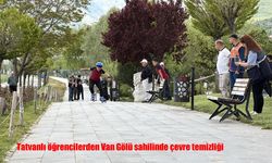 Van Gölü kıyısında çevre seferberliği: Öğrencilerden örnek hareket