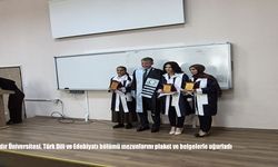 Iğdır Üniversitesi’nde mezuniyet töreni: Dereceye giren öğrencilere plaket verildi