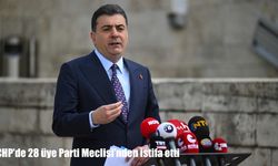 CHP'de kriz derinleşti: 28 Parti Meclisi üyesi istifa etti