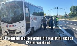 Kırşehir’de iki işçi servisi çarpıştı: 42 yaralı