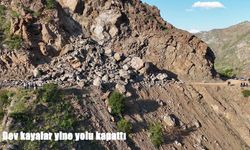 Oltu’da heyelan: Dev kayalar yolu kapattı