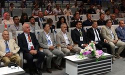 Van YYÜ'de Mühendislik Jeolojisi ve Jeoteknik Sempozyumu başladı