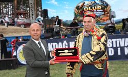 Akdağ Karakucak Güreşleri'nde başpehlivan Kenan Gör oldu