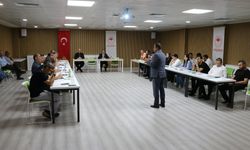 Erzincan Toplu Sera Bölgesi yatırımcılarıyla değerlendirme toplantısı yapıldı