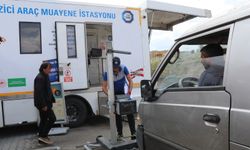 Oltu'da gezici araç muayene aracı araç sahiplerine büyük kolaylık sağlıyor