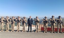 Bakan Çiftçi sınırın sıfır noktasında
