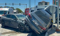 Elazığ'da otomobiller çarpıştı: 5 yaralı